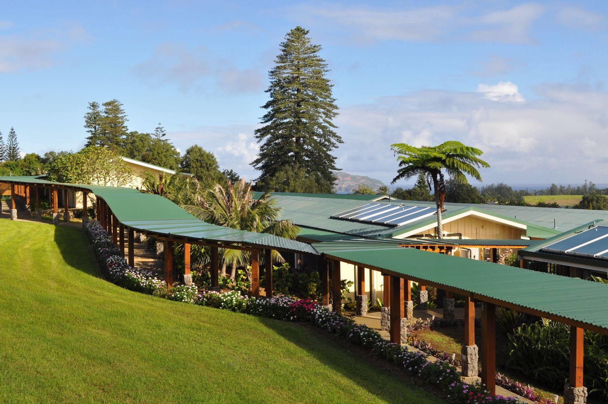 South Pacific Resort Hotel Burnt Pine Exterior photo